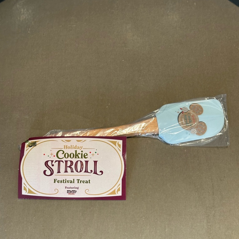 Epcot International Festival of the Holidays Cookie Stroll Treat Spatula 2025